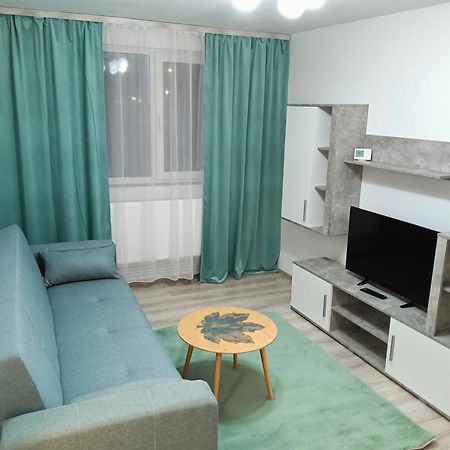Apartament Hd2 Хунедоара Екстериор снимка