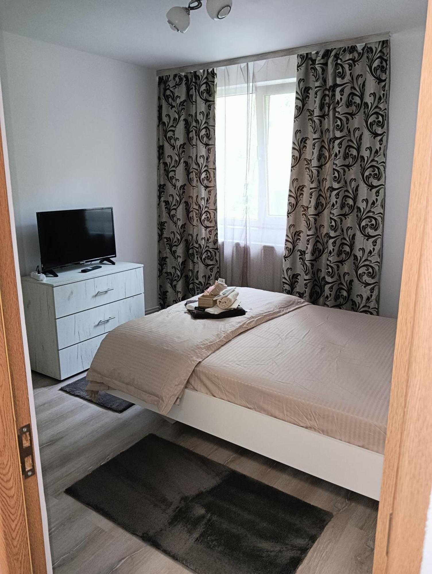 Apartament Hd2 Хунедоара Екстериор снимка